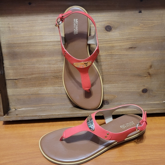 Michael Kors Sea Coral Thong Plate Sandals - Picture 1 of 7